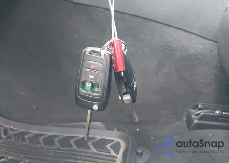 2017 Chevrolet Impala 1Lt z USA, uszkodzony, nr VIN 1G1105S39HU210831